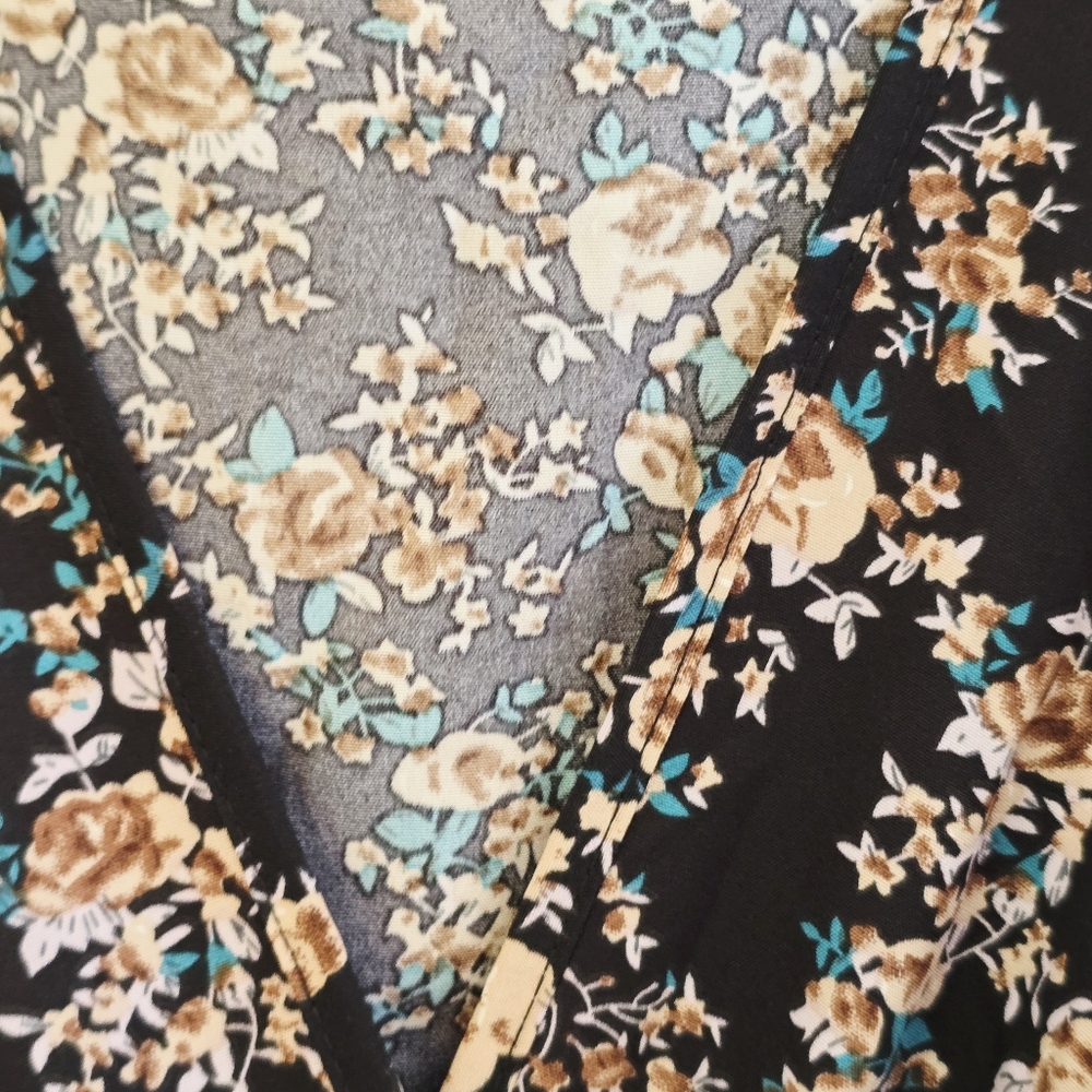 Floral Black Dress - Picture 3 of 5